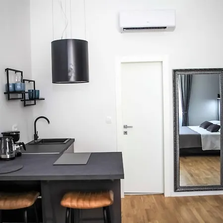Hedone Luxury With Free Parking Pola