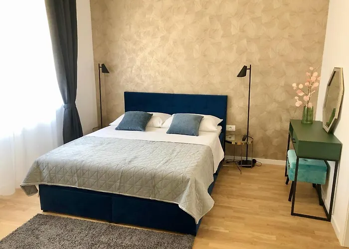 Hedone Luxury With Free Parking Apartman Póla