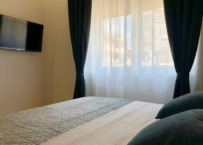Apartman Hedone Luxury With Free Parking Póla