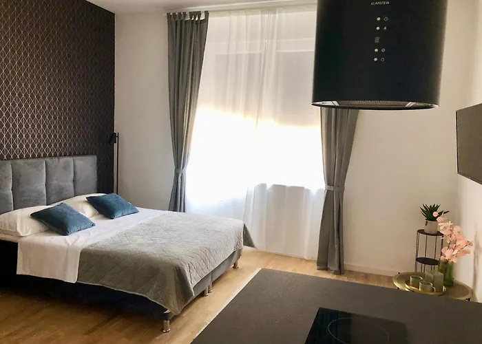 Apartman Hedone Luxury With Free Parking Póla