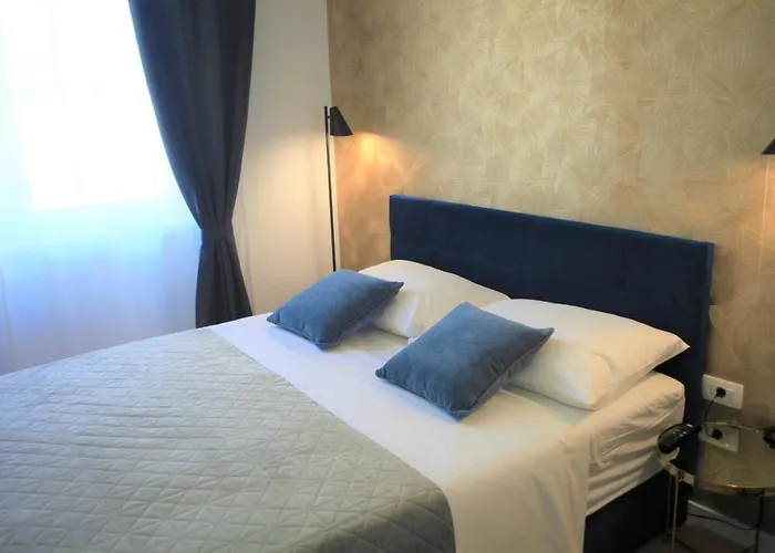 Hedone Luxury With Free Parking