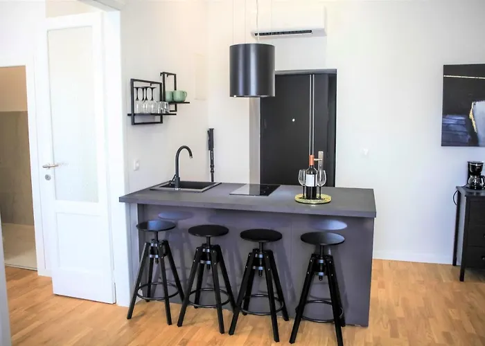 Hedone Luxury With Free Parking Apartman